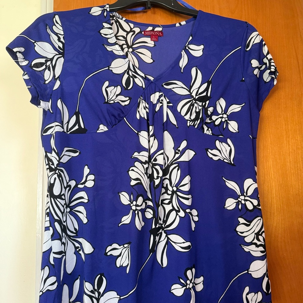 Merona Blue and White Floral Blouse